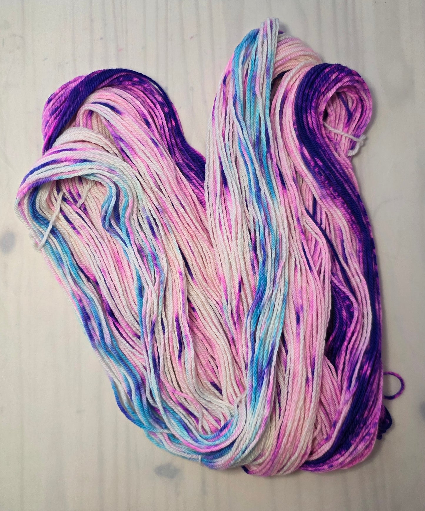 Gradient- Splash of Cyan